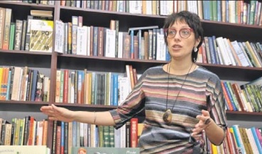 Писательница из Лосинки поселила на Звёздном бульваре свинку-детектива