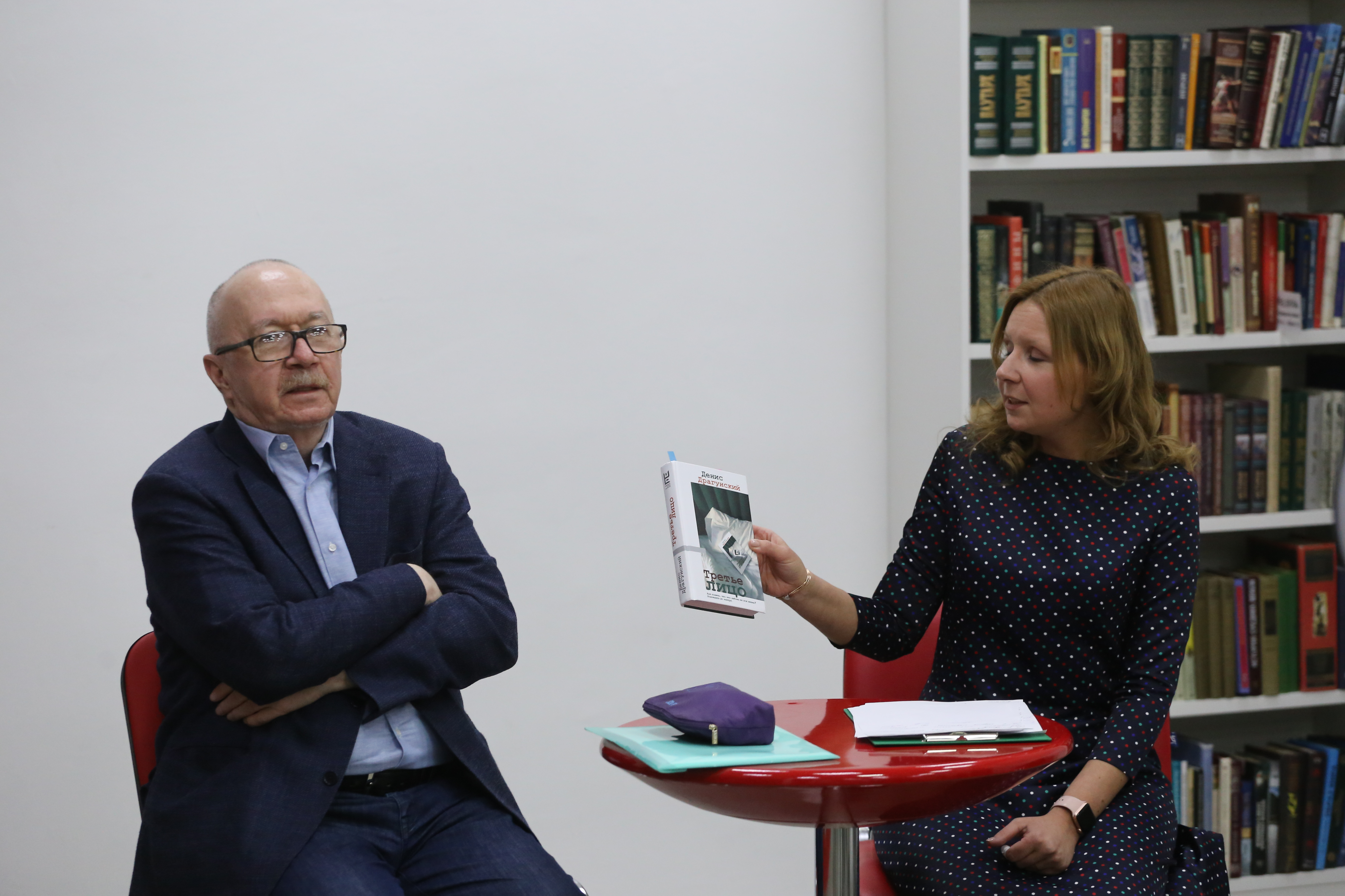 Денис Драгунский в Алексеевском раскрыл секрет рождения своих книг