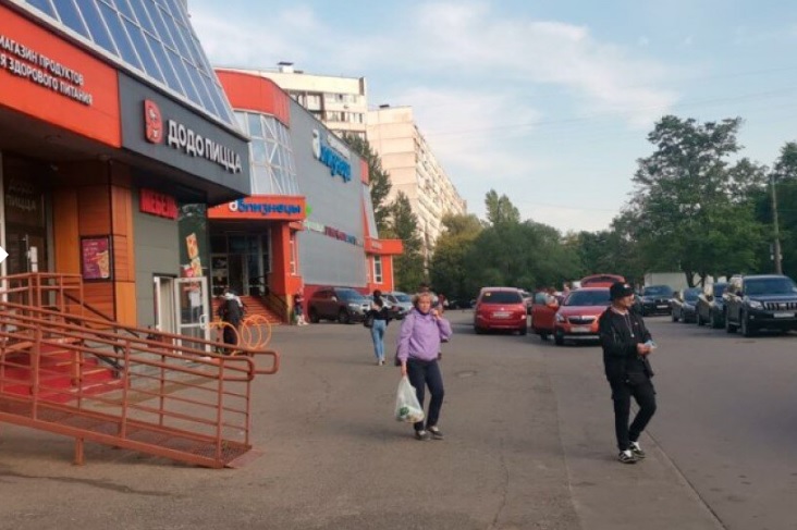 Мешавшие свободному проходу незаконные ограждения снесли на Лескова