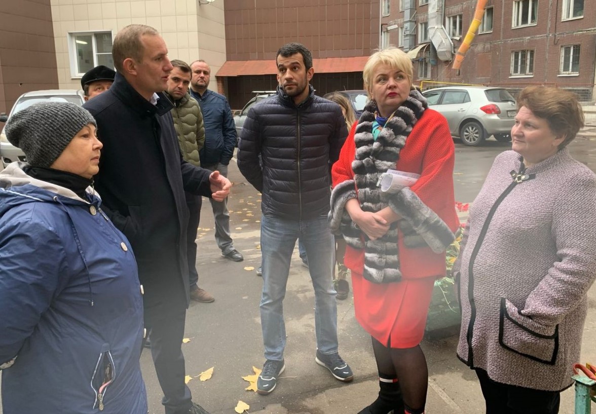 Стены дома на Сельскохозяйственной утеплили и покрасили