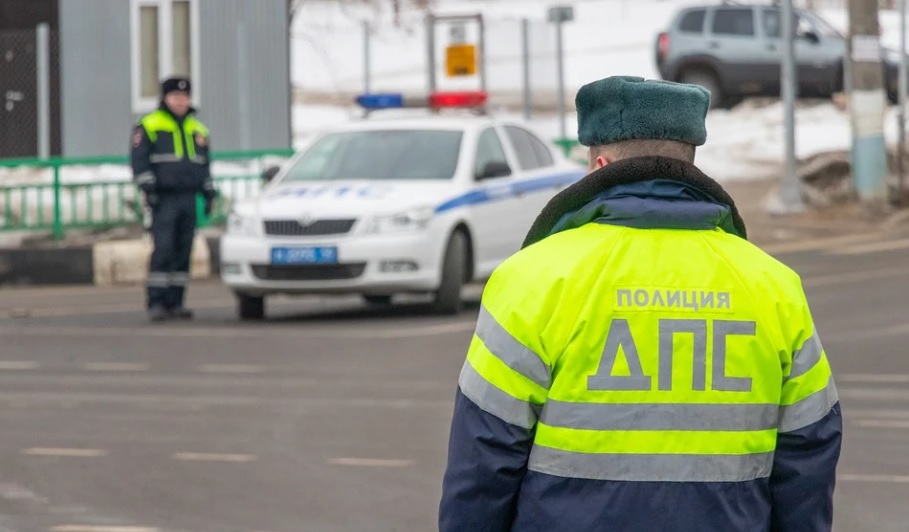 Почти полкилограмма наркотика изъяли у водителя «Шкоды» на Алтуфьевском шоссе