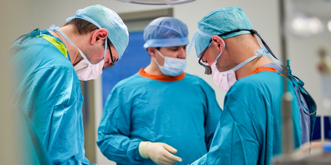 Московские врачи за две недели провели в ЛНР почти 700 операций и 1,5 тыс консультаций