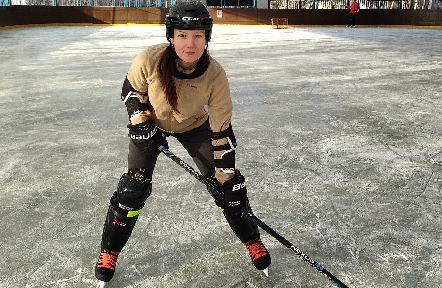 Фотоконкурс «ЗБ»: жительница Отрадного всерьёз увлеклась хоккеем