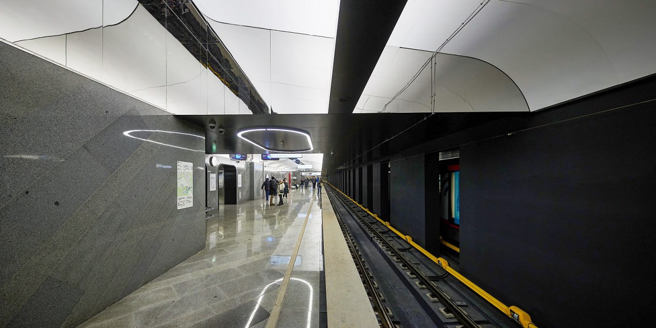 Андрей Бочкарёв: При строительстве Большого кольца метро уложено более миллиона кубометров бетона