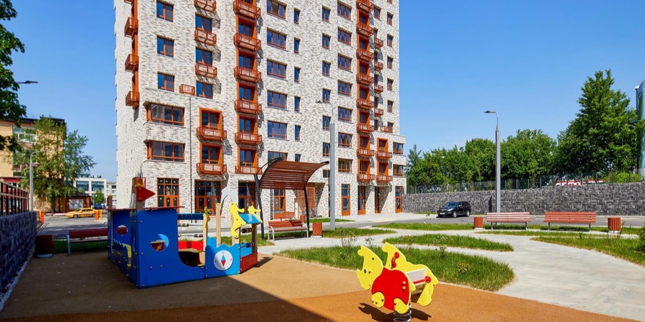 Собянин: Около 80% новоселов по программе реновации воспользовались помощью города при переезде