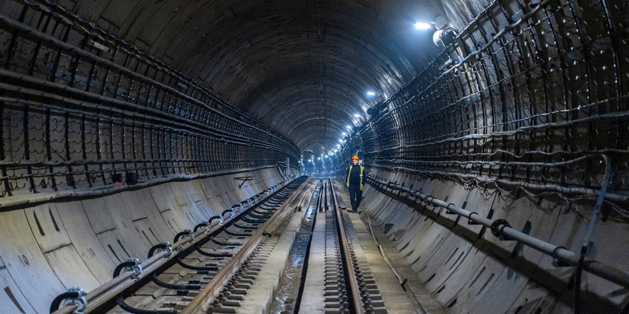 Андрей Бочкарёв: Станция «Вавиловская» строящейся Троицкой линии метро готова почти на четверть