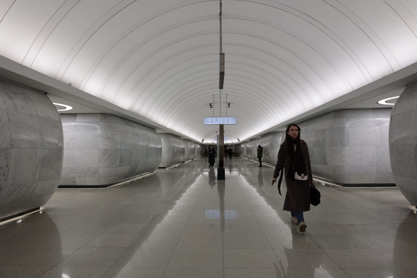 Москвичи оценили дизайн «Марьиной Рощи» и других новых станций БКЛ
