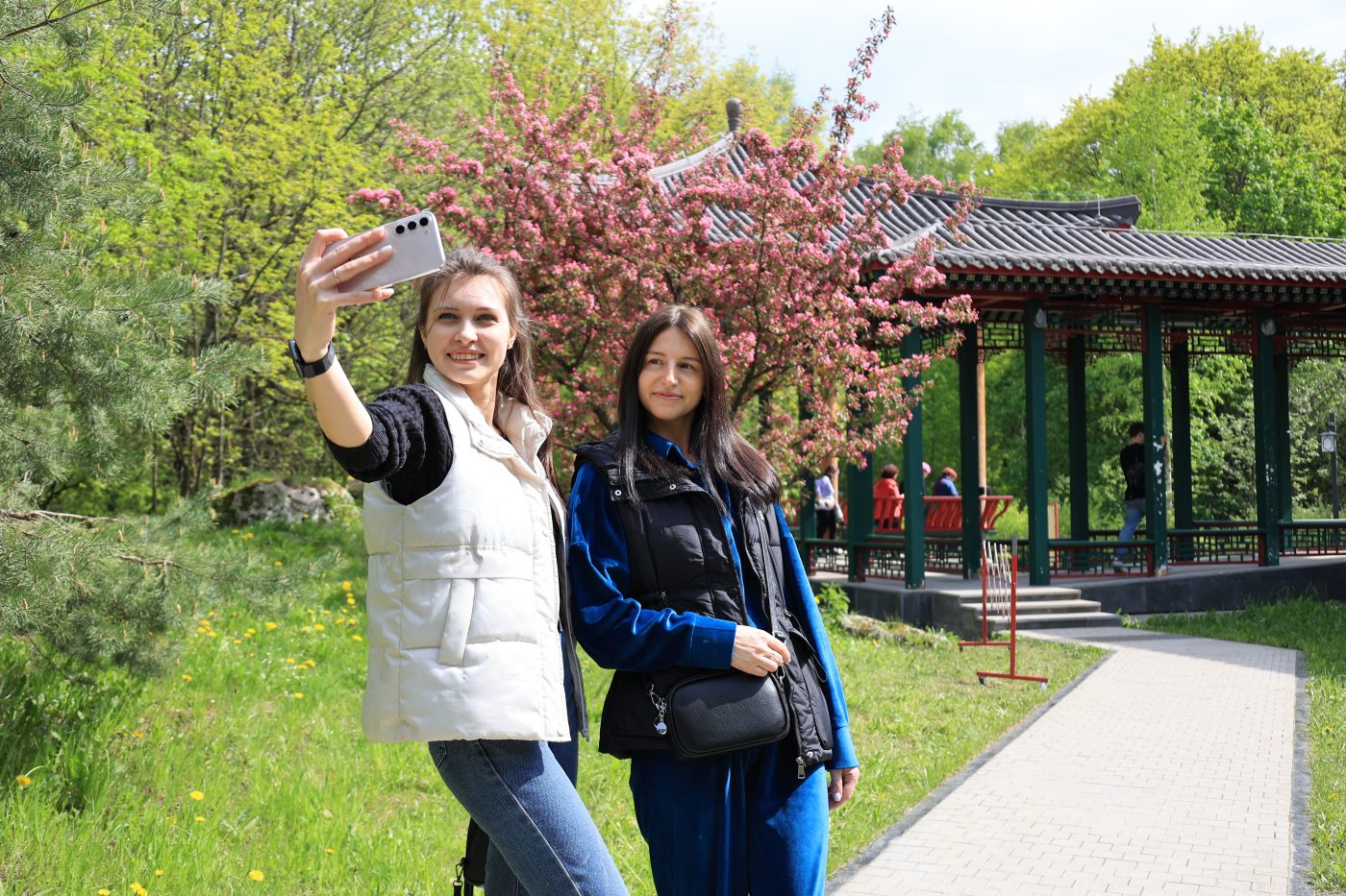 Китайский парк «Хуамин» в Ростокине открылся для свободных посещений