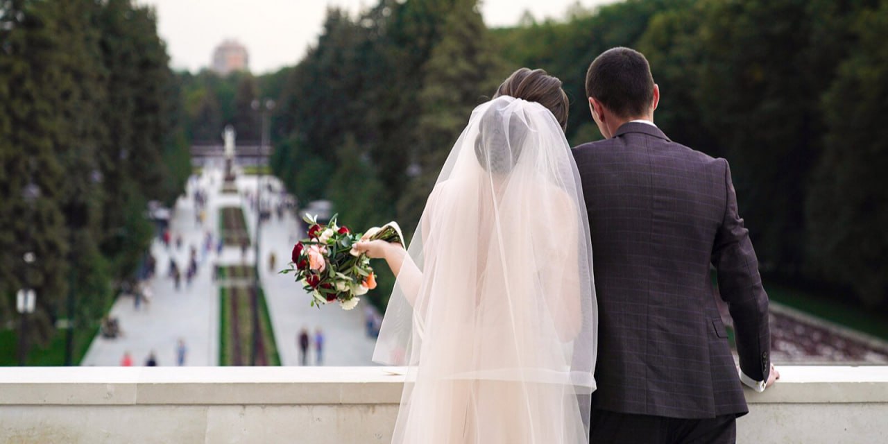 Собянин рассказал о выбранных горожанами для свадебных церемоний необычных и популярных местах