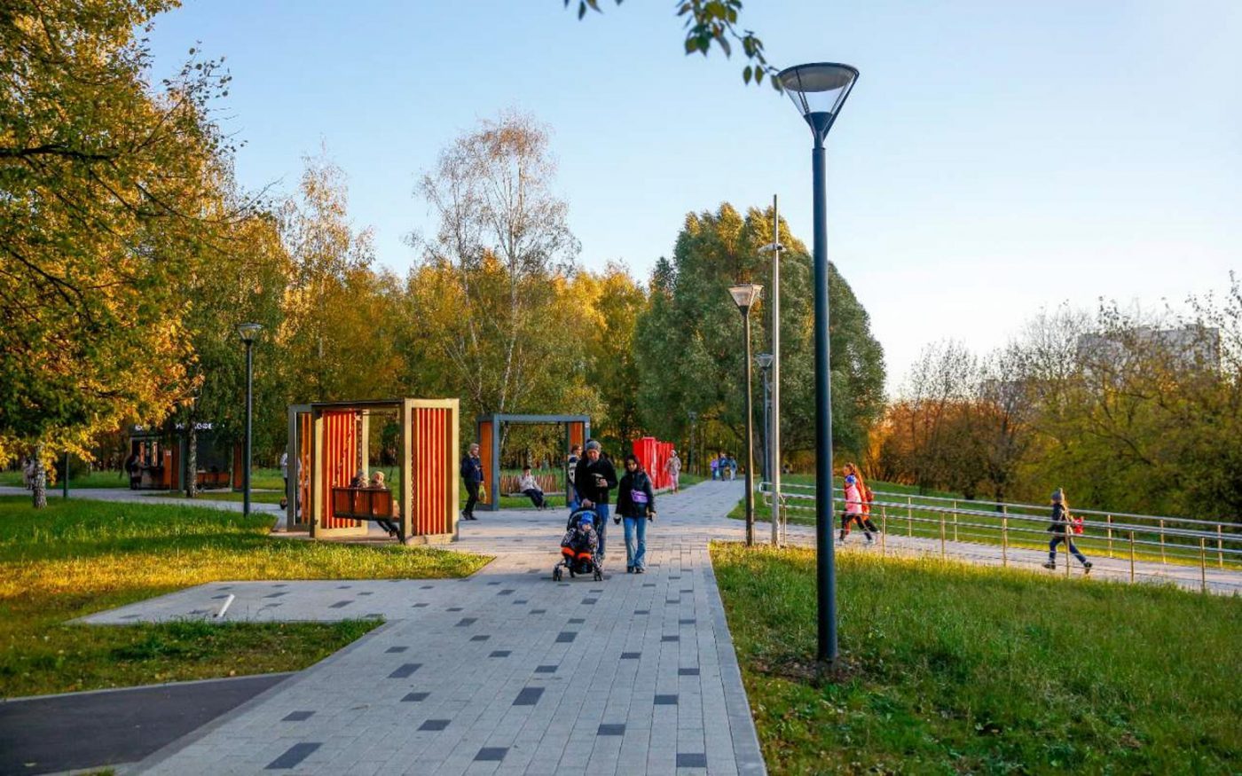Москвичам предложили оценить благоустройство двух участков парка «Яуза»
