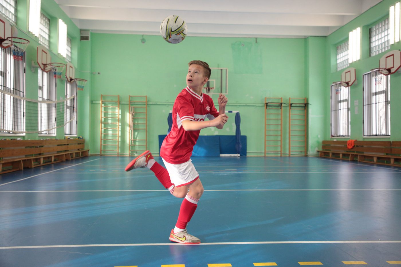 Семиклассник из Бабушкинского проявил себя на футбольном турнире в Китае