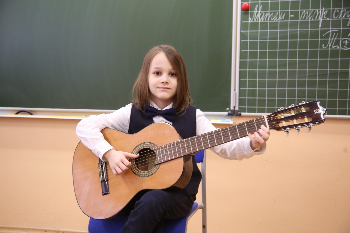 Маленький гитарист из Останкинского отличился на Всероссийском фестивале