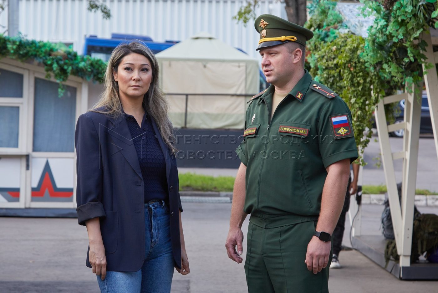 Депутат Госдумы Марина Ким посетила столичный пункт отбора на военную службу по контракту