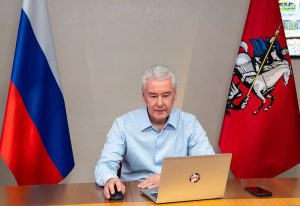 Собянин: Медучреждения Москвы получили 2,4 млн упаковок лекарств по офсетам