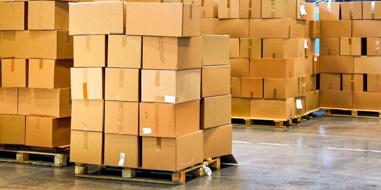 Фермер московской ярмарки помогает бойцам СВО продукцией с семейной сыроварни